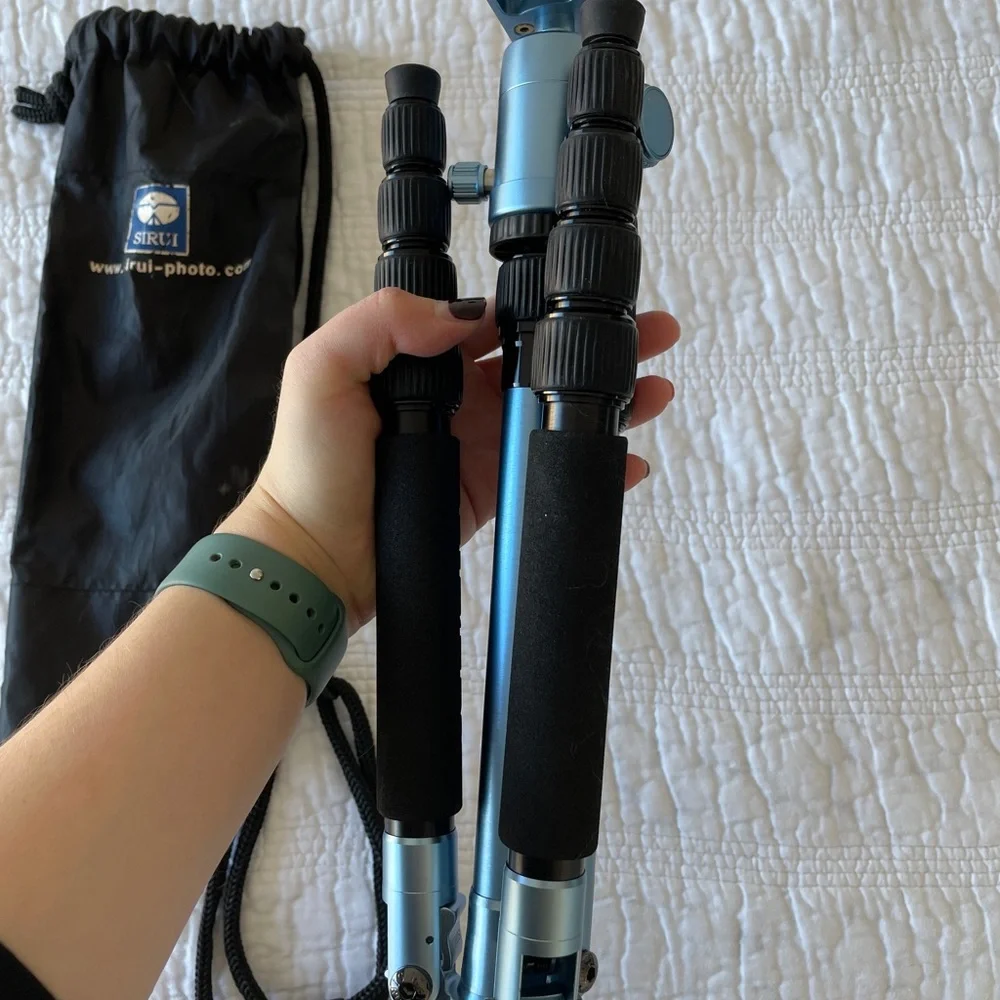 Sirui T-005BX Ultralight Travel Tripod with C-10S Ball-Head
